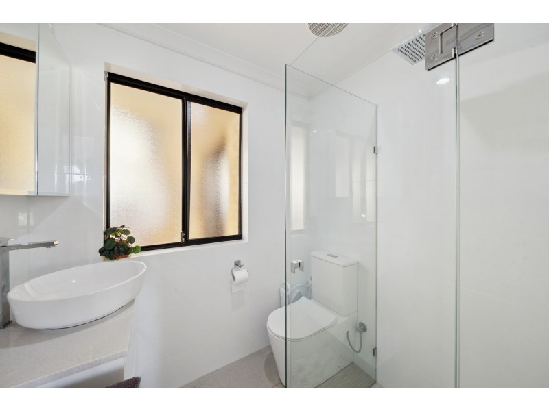 21 Pepperell Crescent, Leda WA 6170