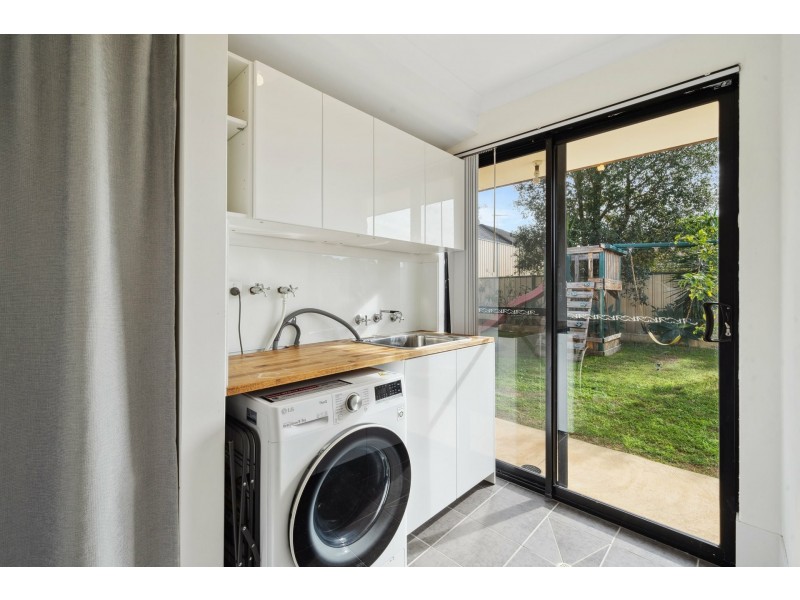 21 Pepperell Crescent, Leda WA 6170