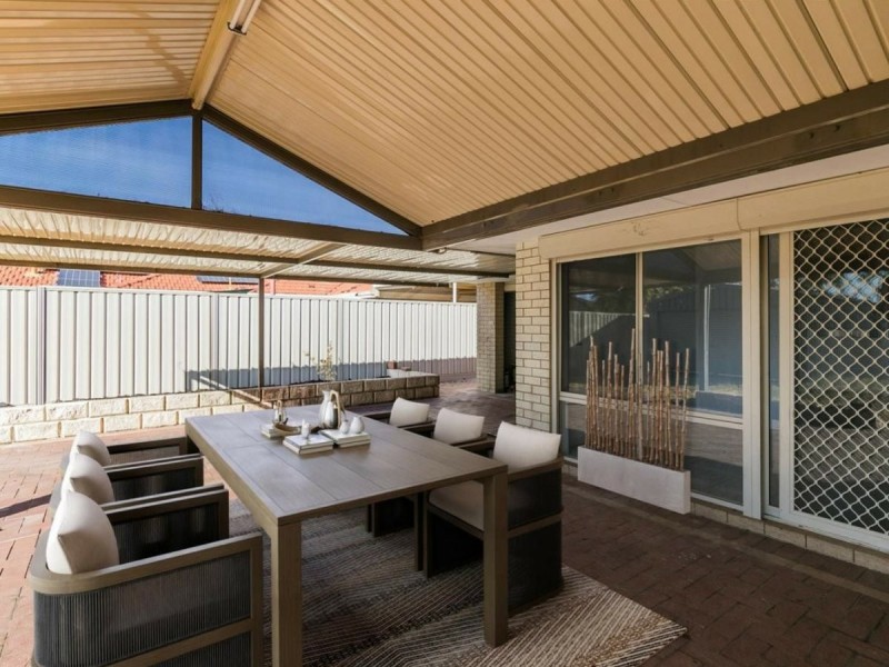 40 Coronata Drive, Warnbro WA 6169