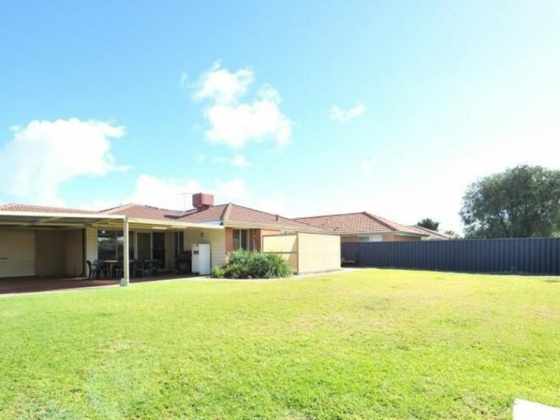 40 Coronata Drive, Warnbro WA 6169