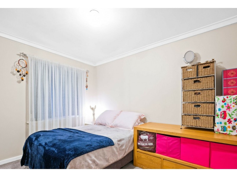 10 Hume Court, Parmelia WA 6167