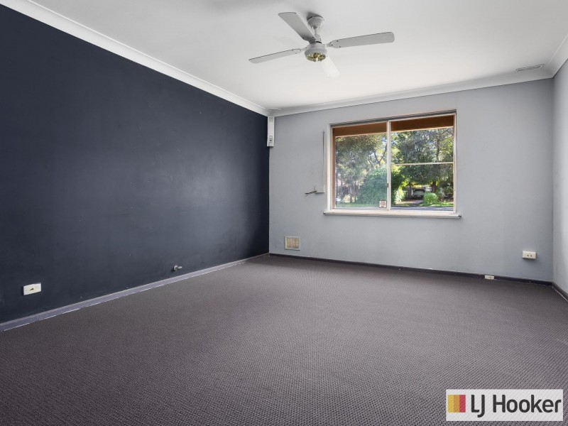 11 Cimbor Way, Parmelia WA 6167