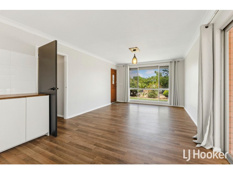 39 Woodley Way, Parmelia WA 6167