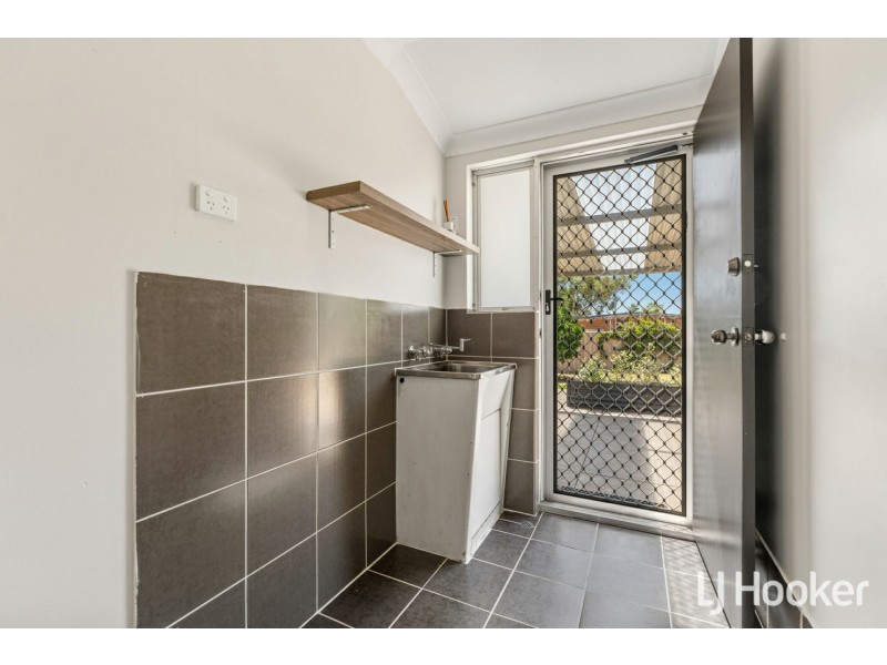 39 Woodley Way, Parmelia WA 6167