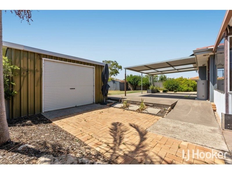 39 Woodley Way, Parmelia WA 6167