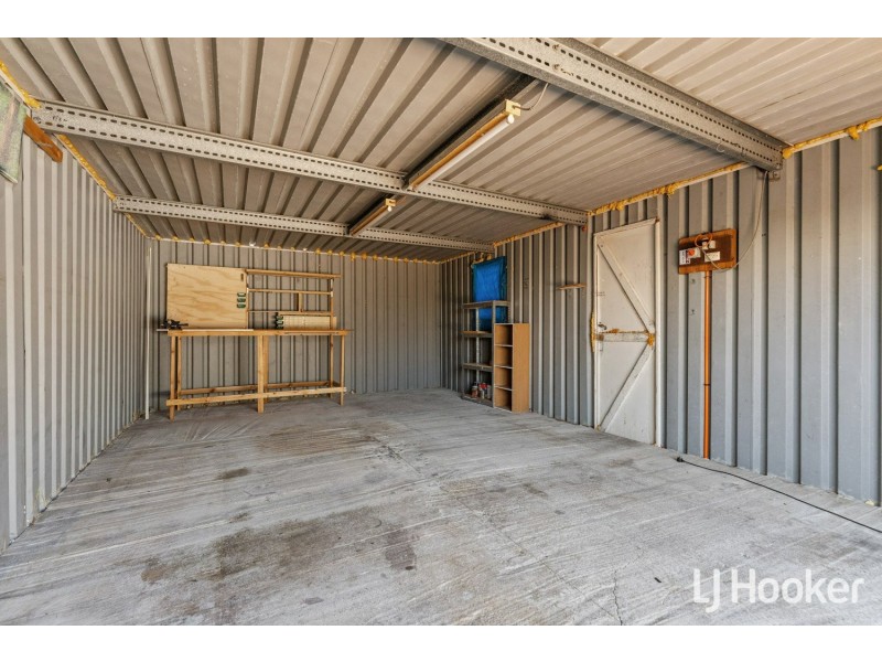 39 Woodley Way, Parmelia WA 6167