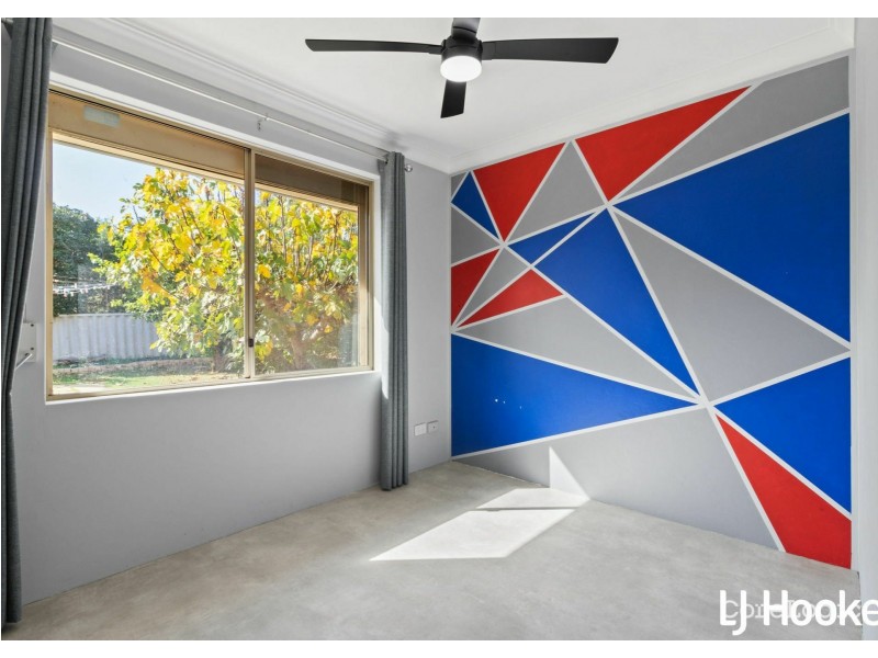 19 Stipling Gardens, Leda WA 6170