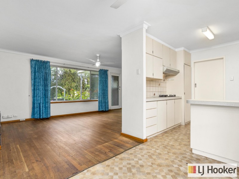 1 Robert Place, Calista WA 6167