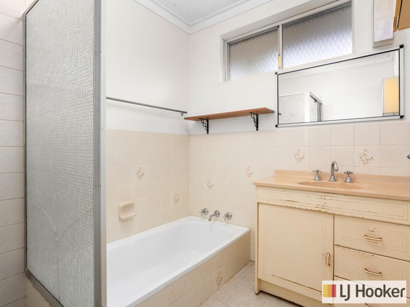 1 Robert Place, Calista WA 6167