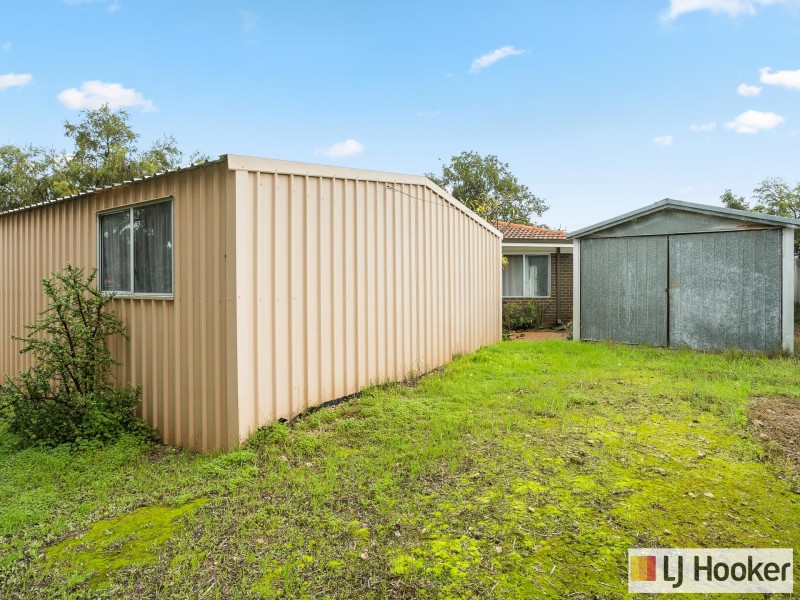 1 Robert Place, Calista WA 6167