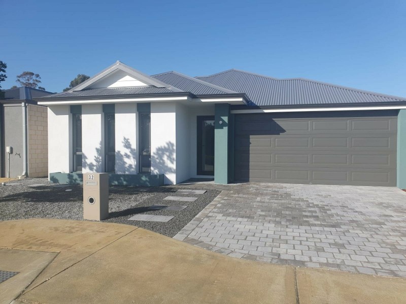 32 Ladysmith Loop, Wellard WA 6170