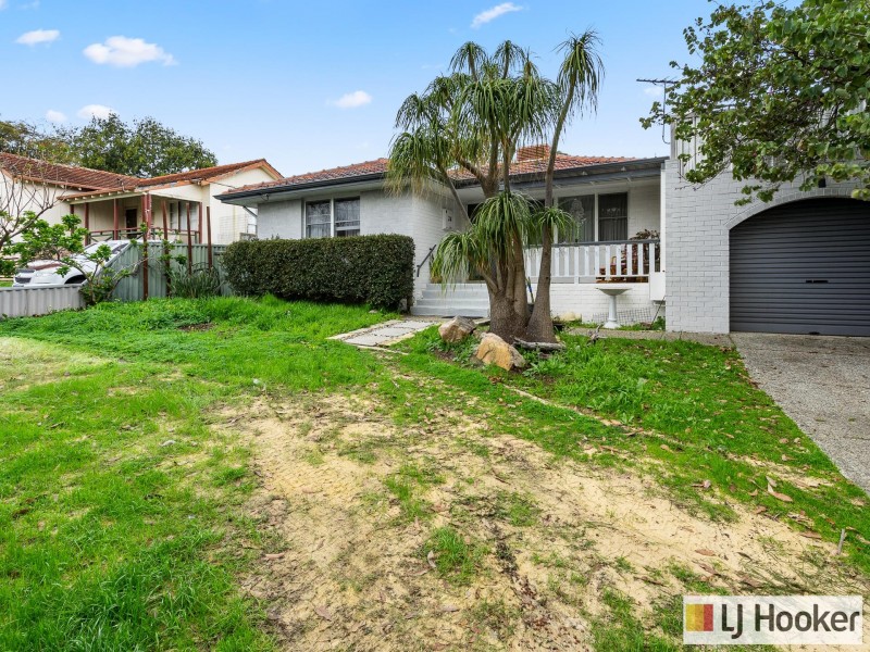 24 Summerton Road, Calista WA 6167