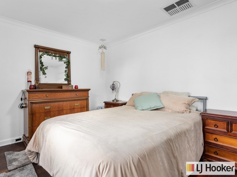 24 Summerton Road, Calista WA 6167