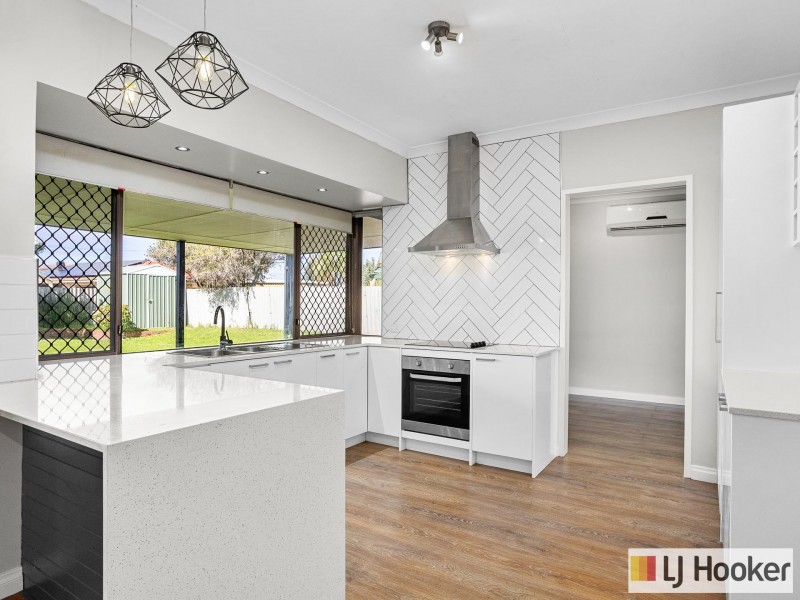 114 Simpson Avenue, Rockingham WA 6168