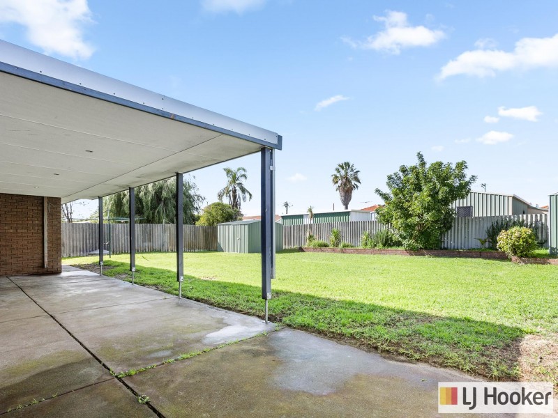 114 Simpson Avenue, Rockingham WA 6168