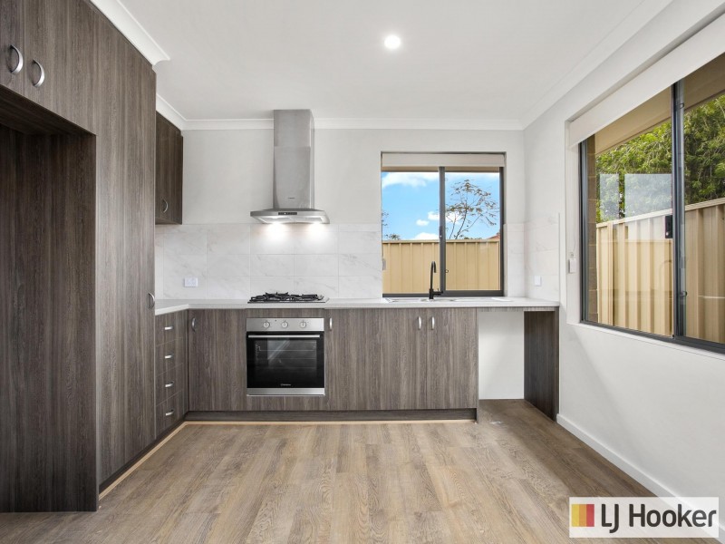 Unit A/14 Wooramel Way, Cooloongup WA 6168