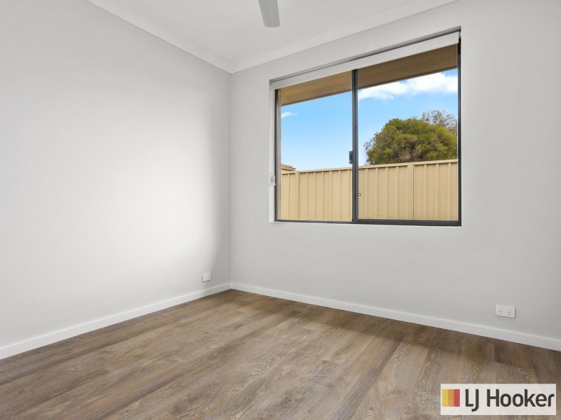 Unit A/14 Wooramel Way, Cooloongup WA 6168