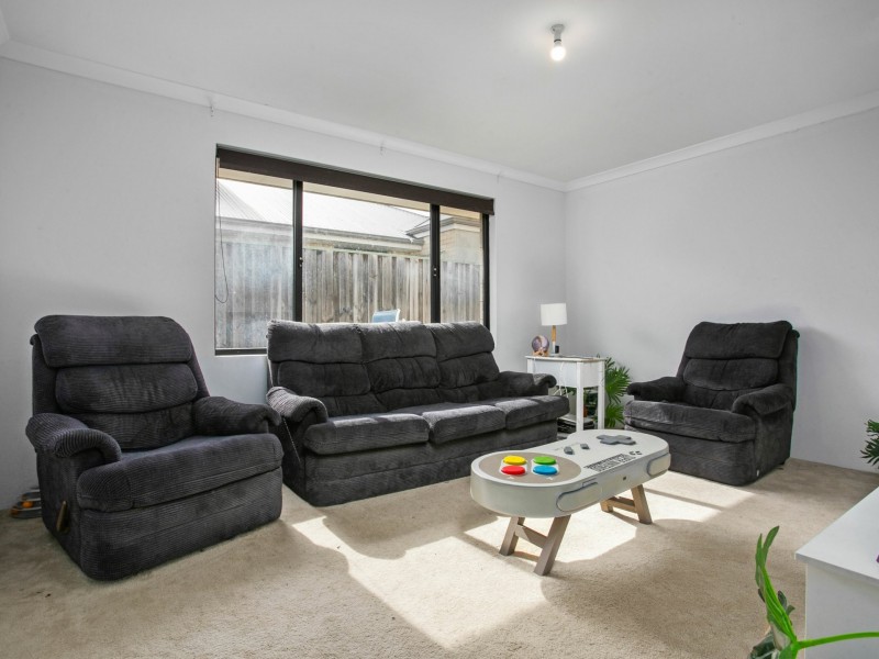 12 Catseye Cresent, Wellard WA 6170