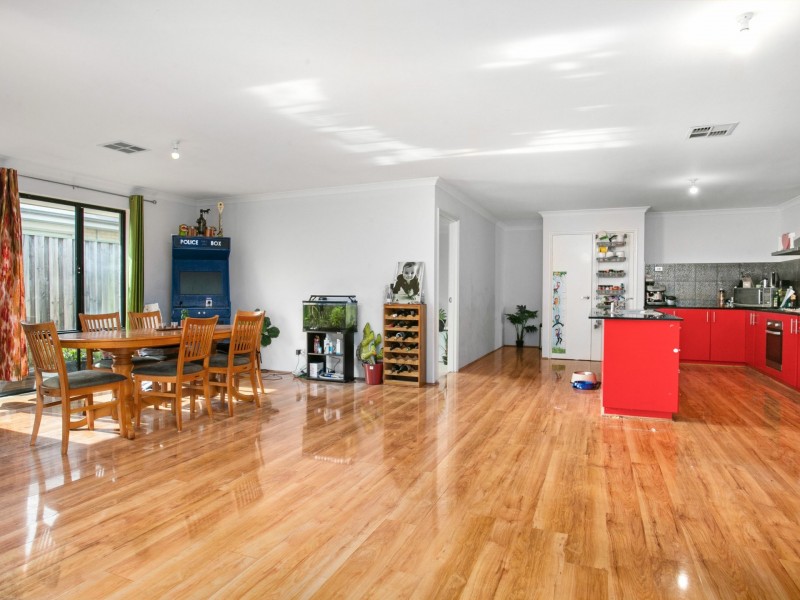 12 Catseye Cresent, Wellard WA 6170