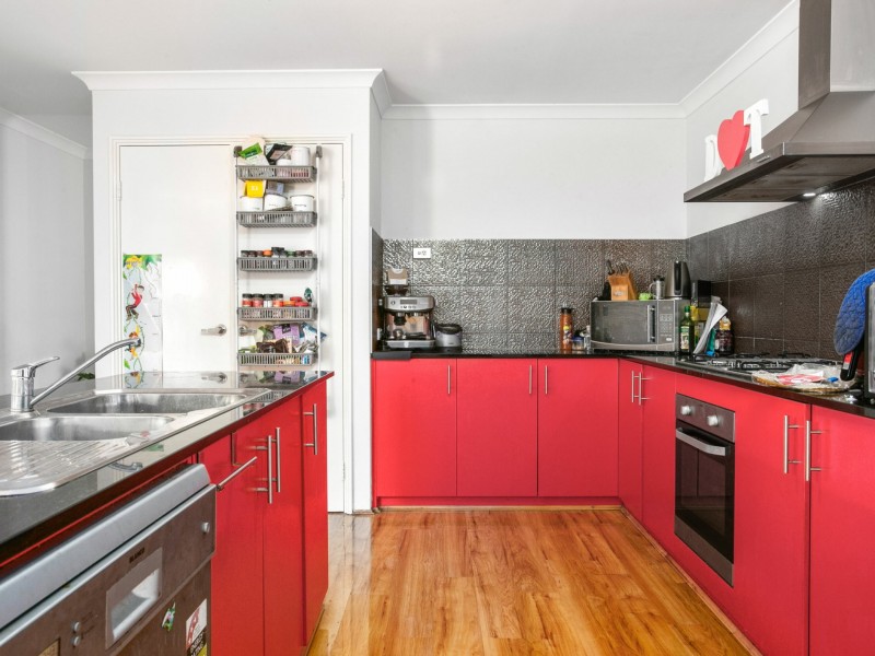 12 Catseye Cresent, Wellard WA 6170