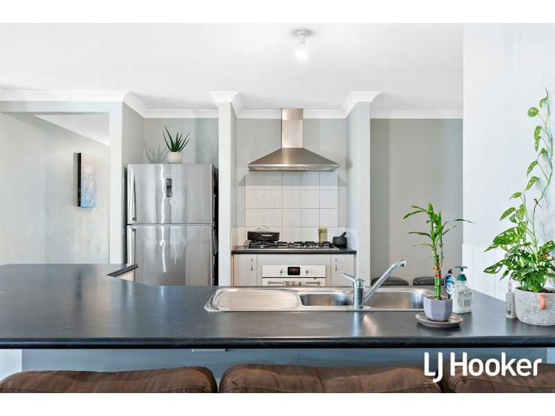 47 Leda Boulevard, Wellard WA 6170