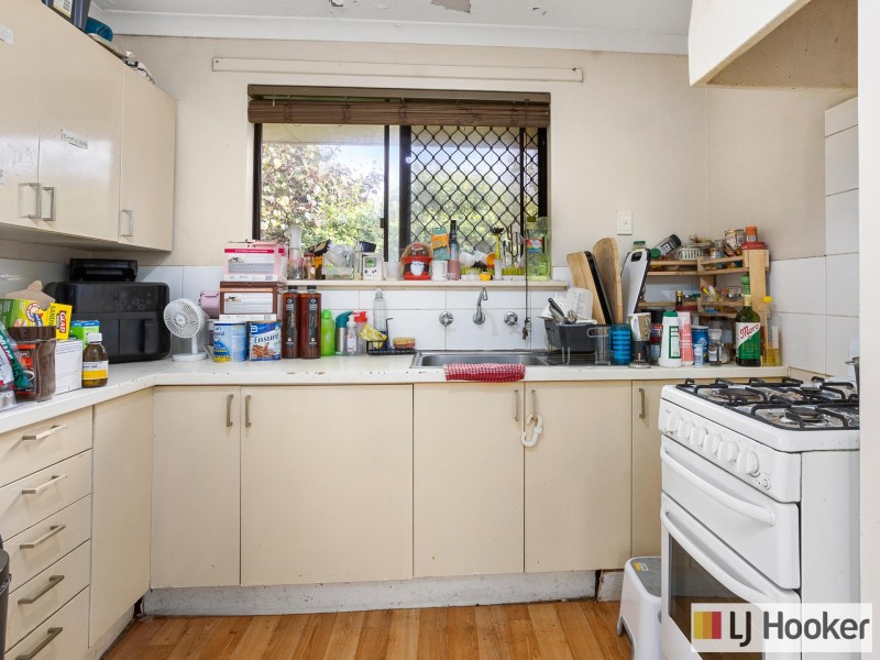 8 Bournan Heights, Parmelia WA 6167