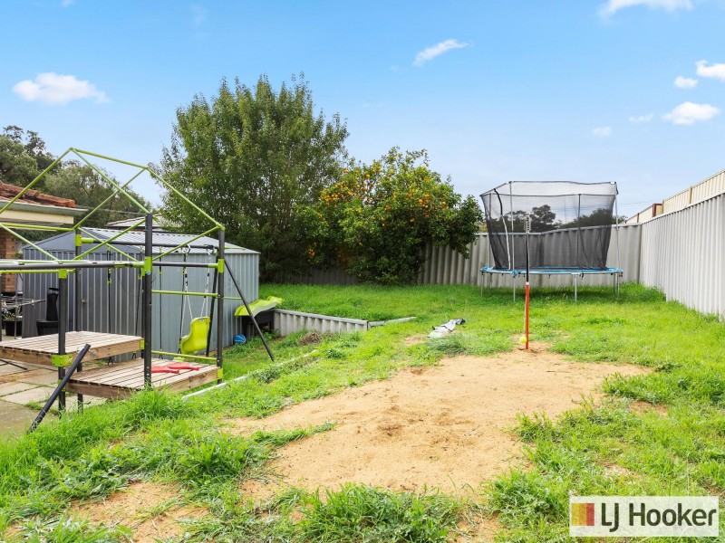 8 Bournan Heights, Parmelia WA 6167