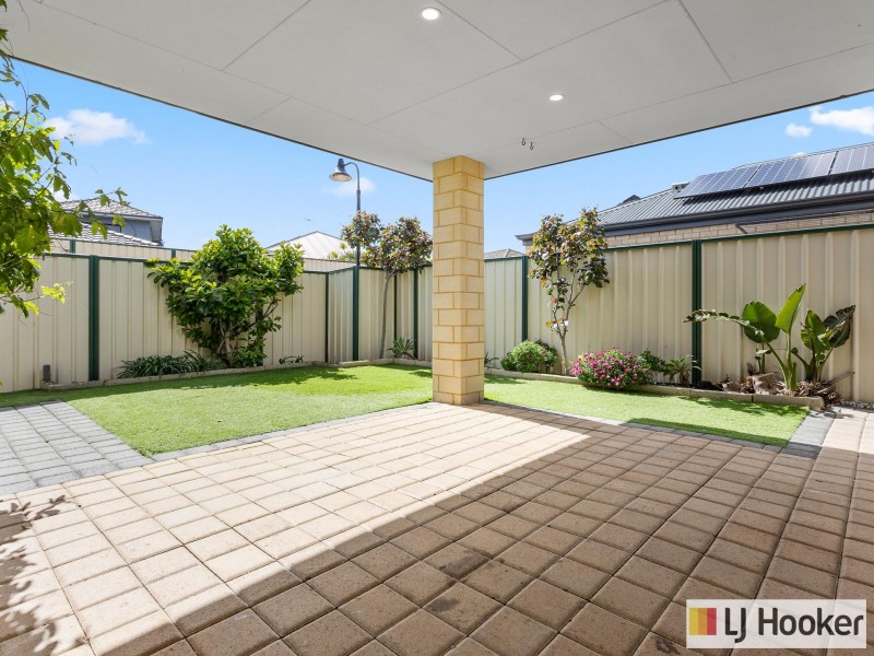 50 Botany Parade, Hammond Park WA 6164