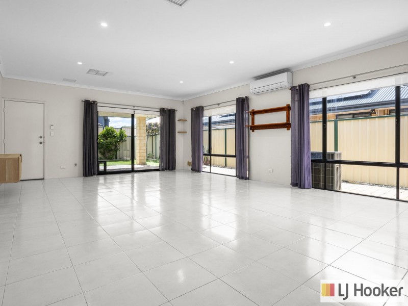50 Botany Parade, Hammond Park WA 6164
