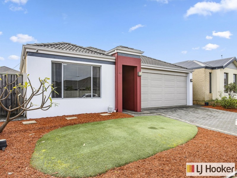 47 Gemstone Parade, Wellard WA 6170