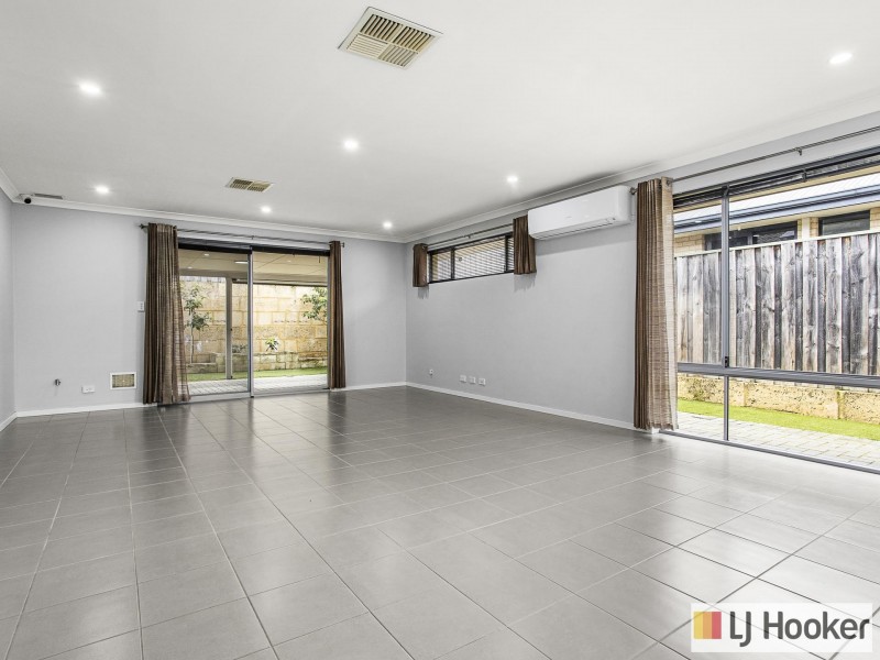 47 Gemstone Parade, Wellard WA 6170