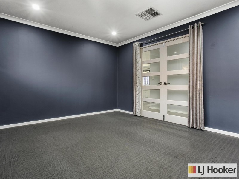 47 Gemstone Parade, Wellard WA 6170