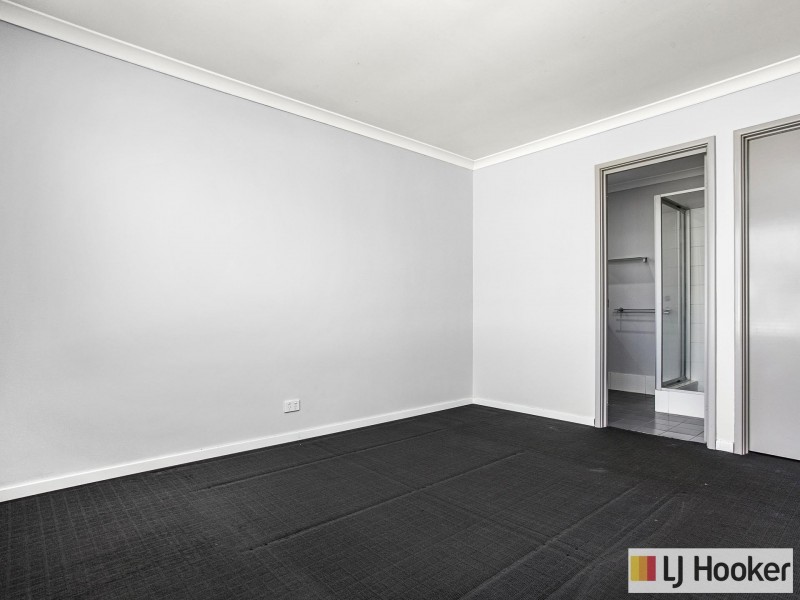 47 Gemstone Parade, Wellard WA 6170