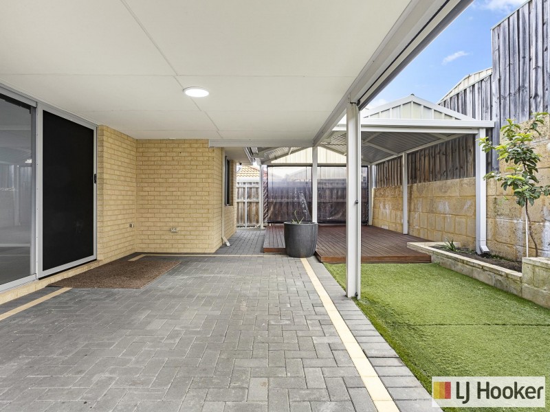 47 Gemstone Parade, Wellard WA 6170