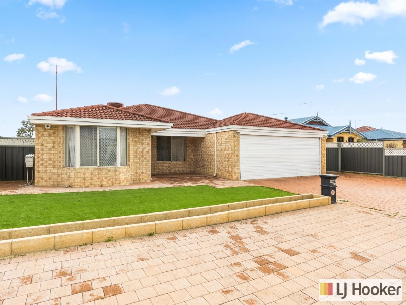 10 Freeduff Drive, Wattle Grove WA 6107