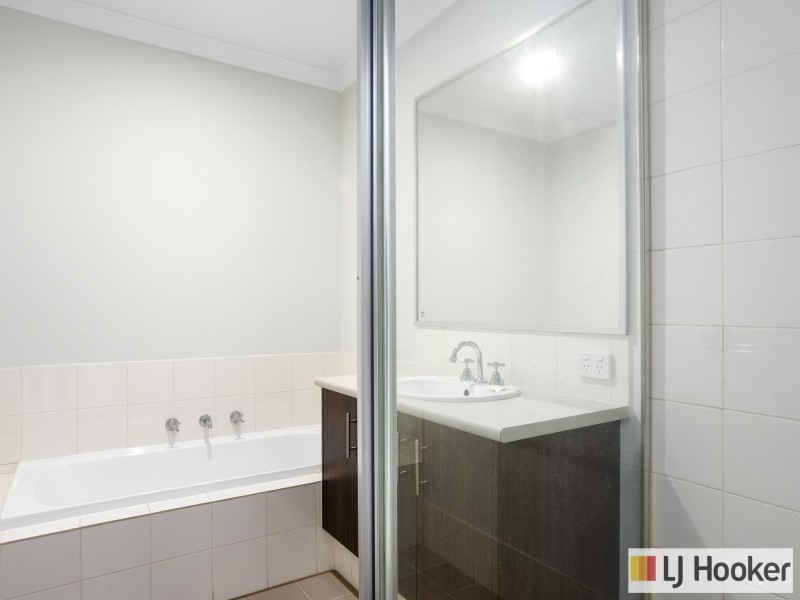 123 Lambeth Circle, Wellard WA 6170