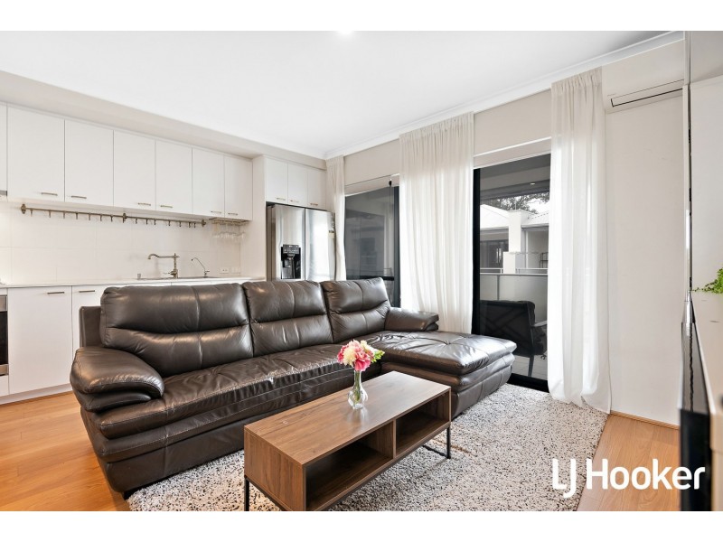 12/13 Coolbellup Avenue, Coolbellup WA 6163