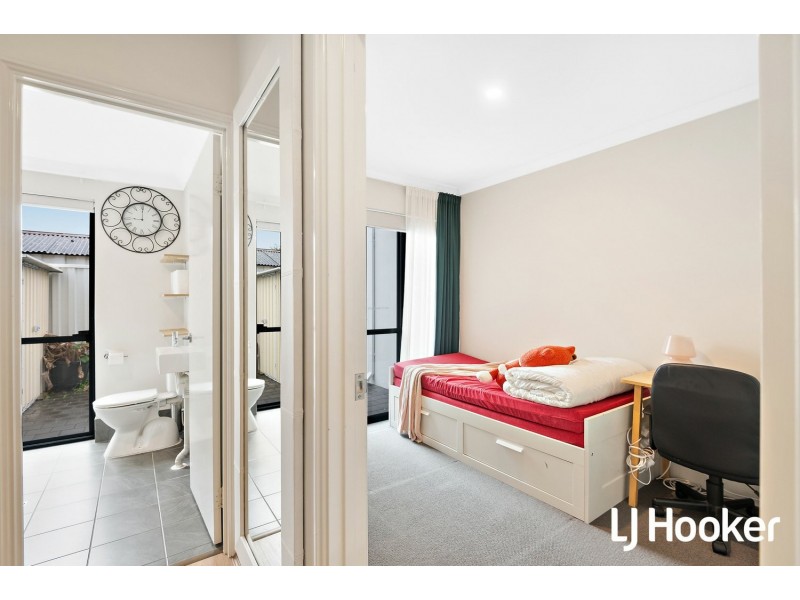 12/13 Coolbellup Avenue, Coolbellup WA 6163