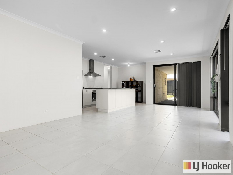 26 Bromley Road, Wellard WA 6170