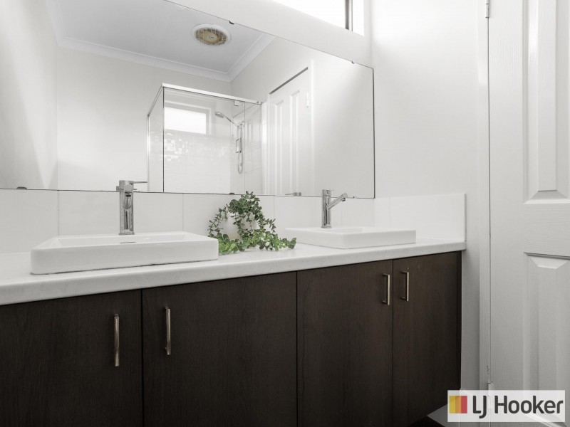 26 Bromley Road, Wellard WA 6170