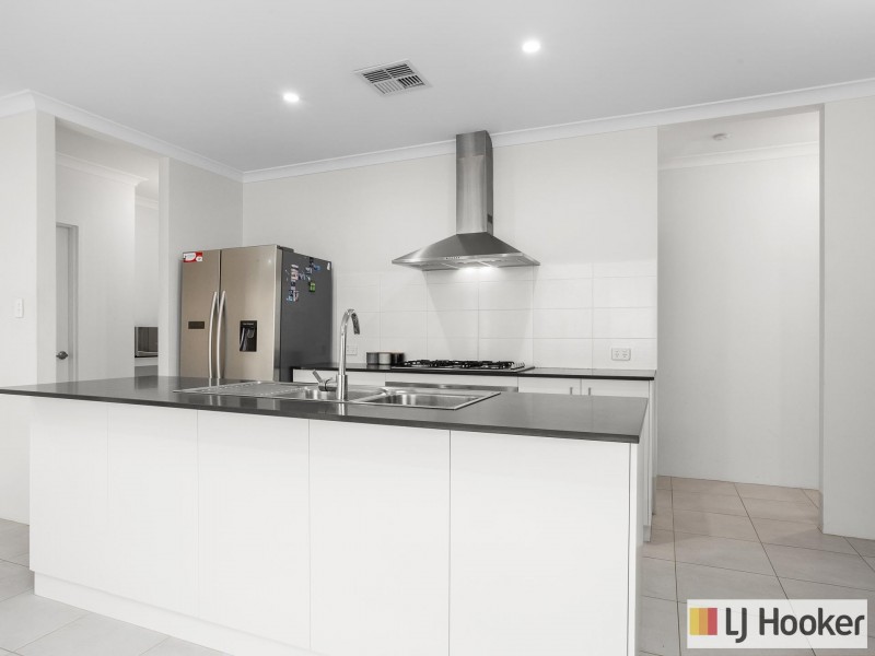 26 Bromley Road, Wellard WA 6170