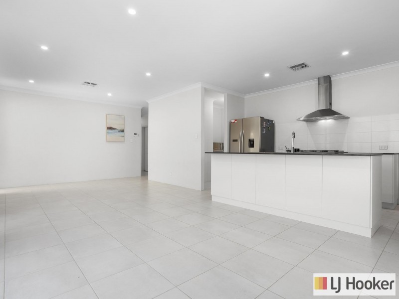 26 Bromley Road, Wellard WA 6170