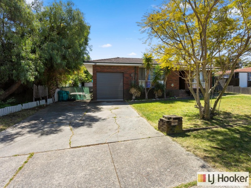 28 Mandfield Way, Parmelia WA 6167