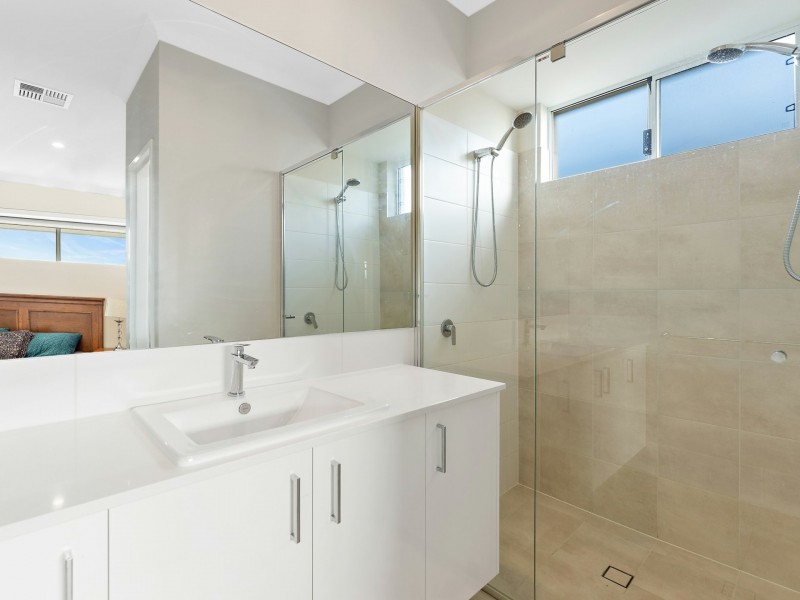 34 Monolith Way, Wellard WA 6170