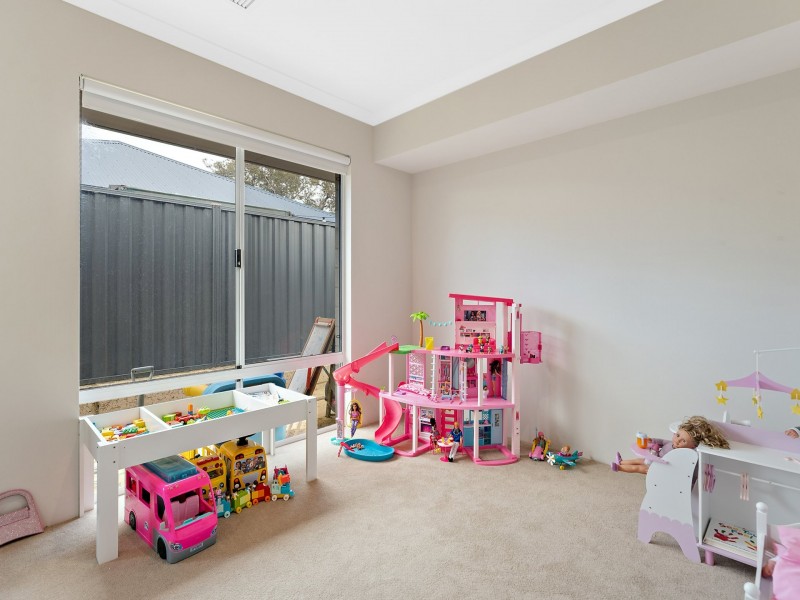 34 Monolith Way, Wellard WA 6170