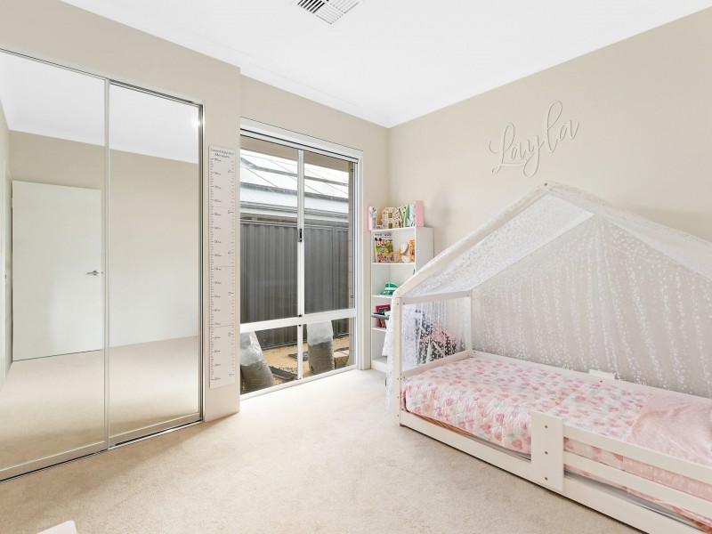 34 Monolith Way, Wellard WA 6170