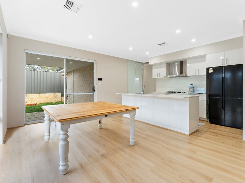 34 Monolith Way, Wellard WA 6170