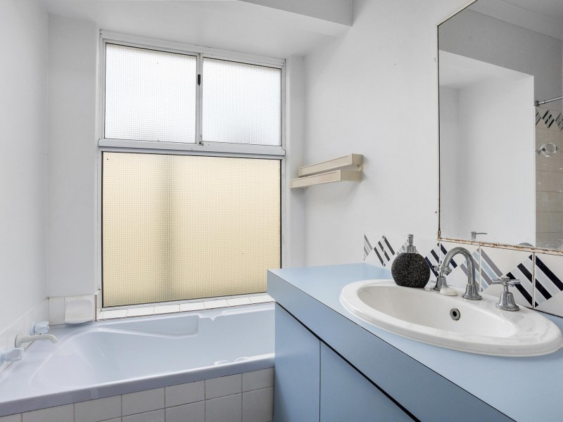 13 Cambey Mews, Parmelia WA 6167