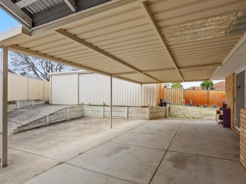 13 Cambey Mews, Parmelia WA 6167