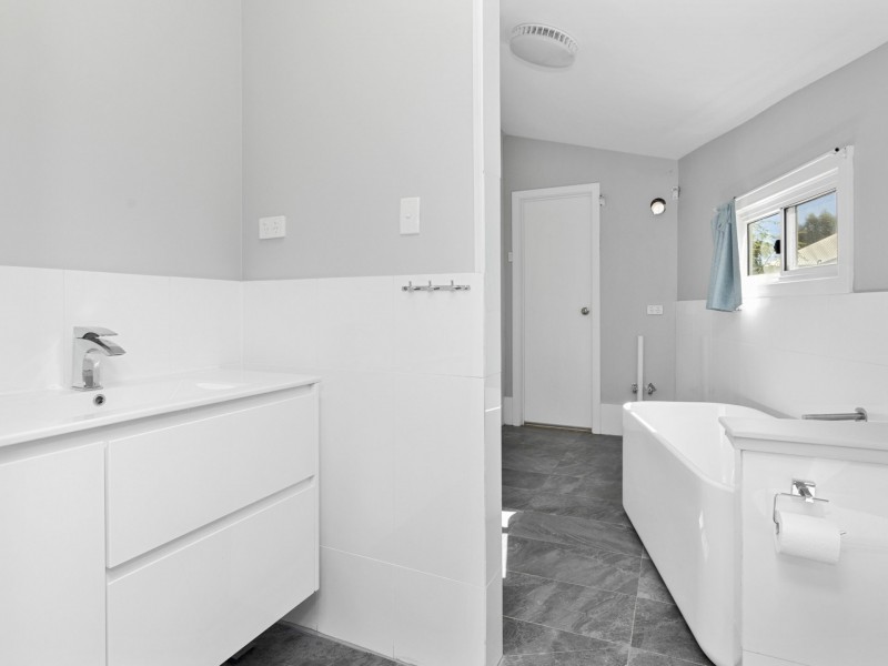 126A Gilmore Avenue, Medina WA 6167